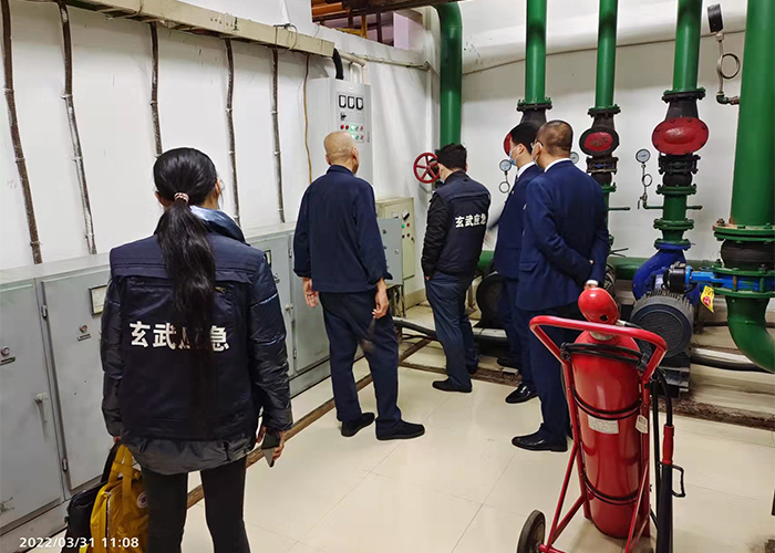 玄武应急局检查 (5)700.jpg 玄武应急局检查 (5)700.jpg